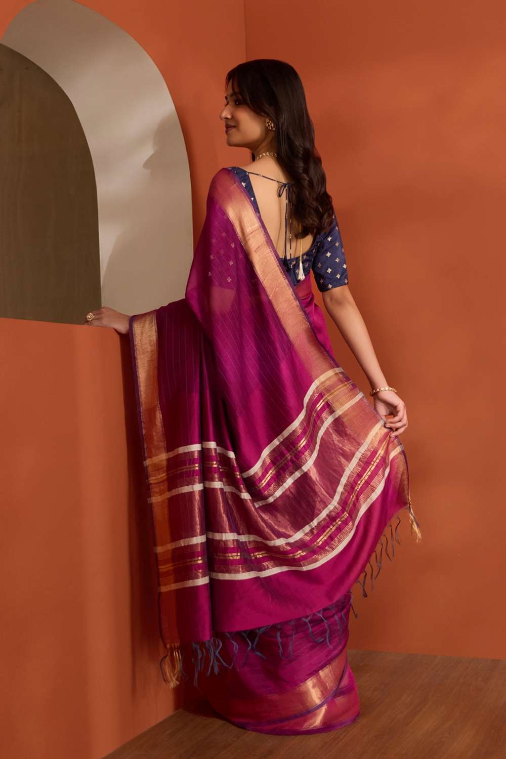 Purple Silk Viscose Bhagalpur Woven Saree image number null