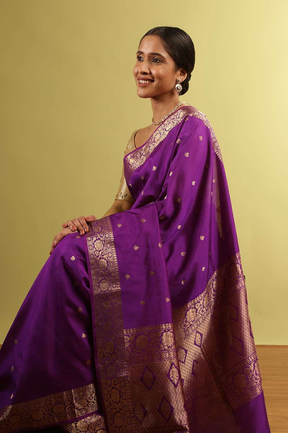 Dark Violet Silk Viscose Woven Saree image number null