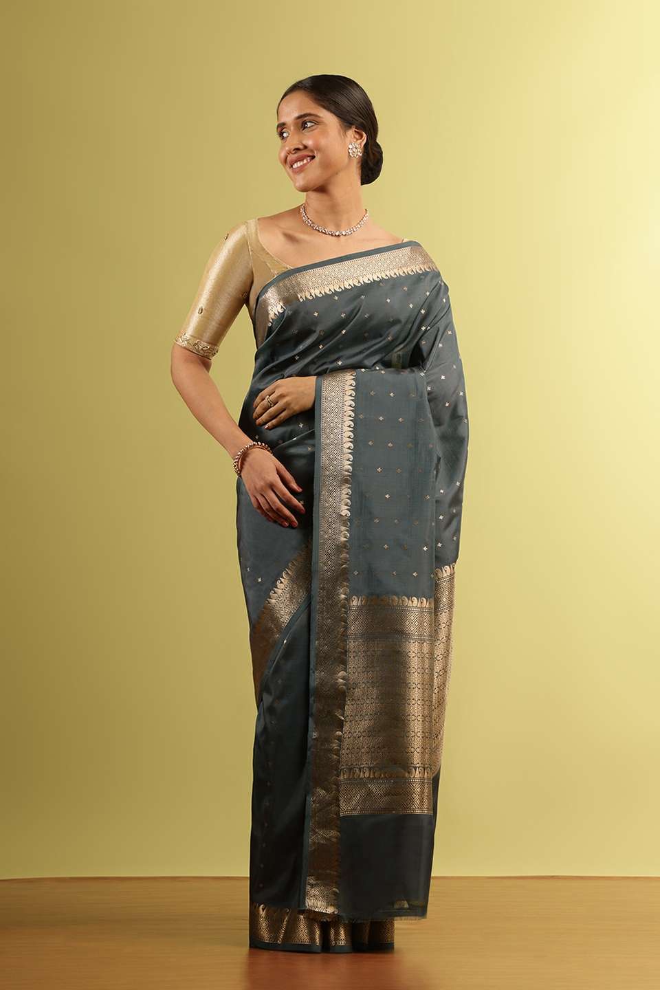 Grey Silk Viscose Woven Saree