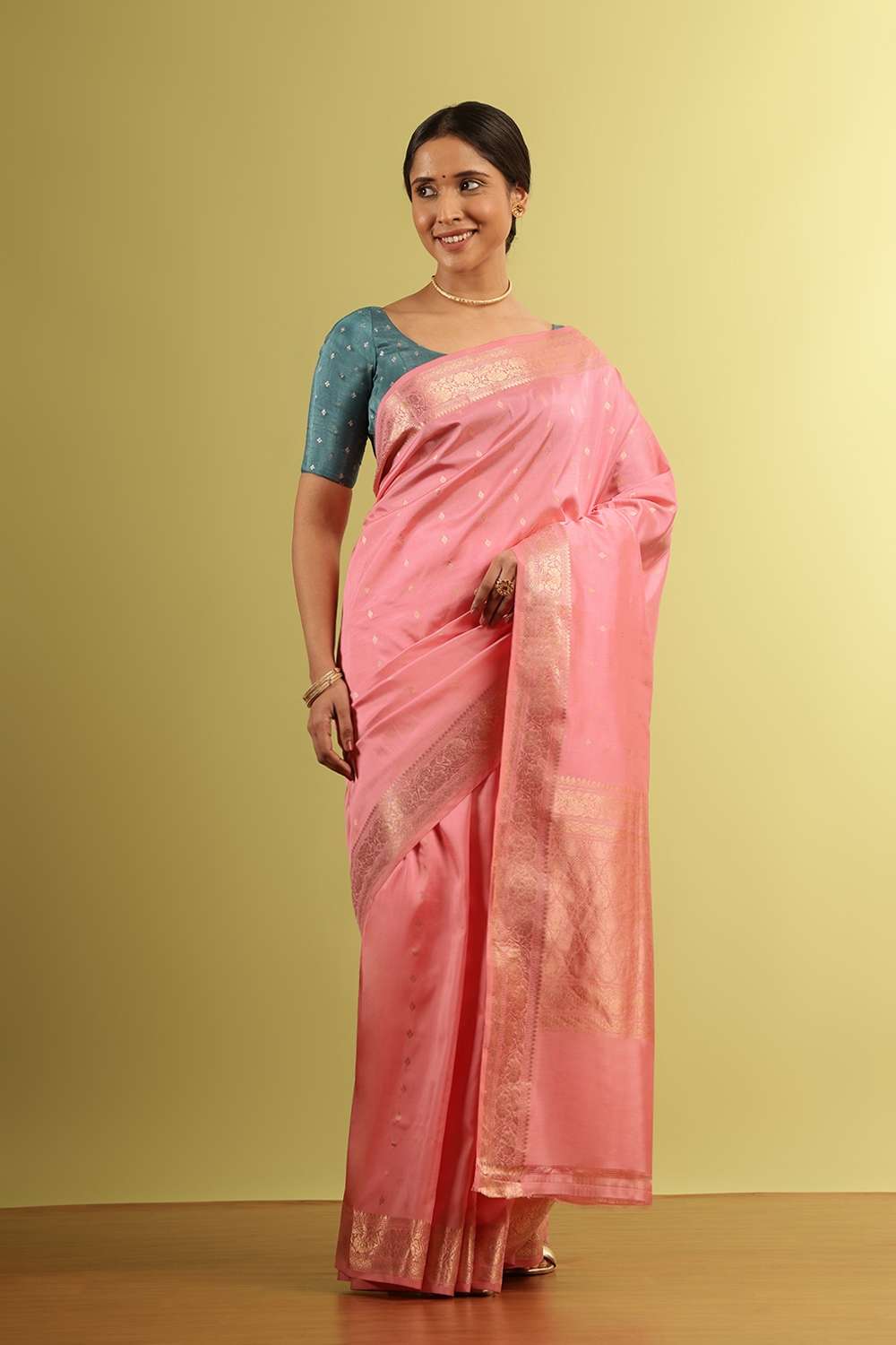 Pink Silk Viscose Woven Saree image number null