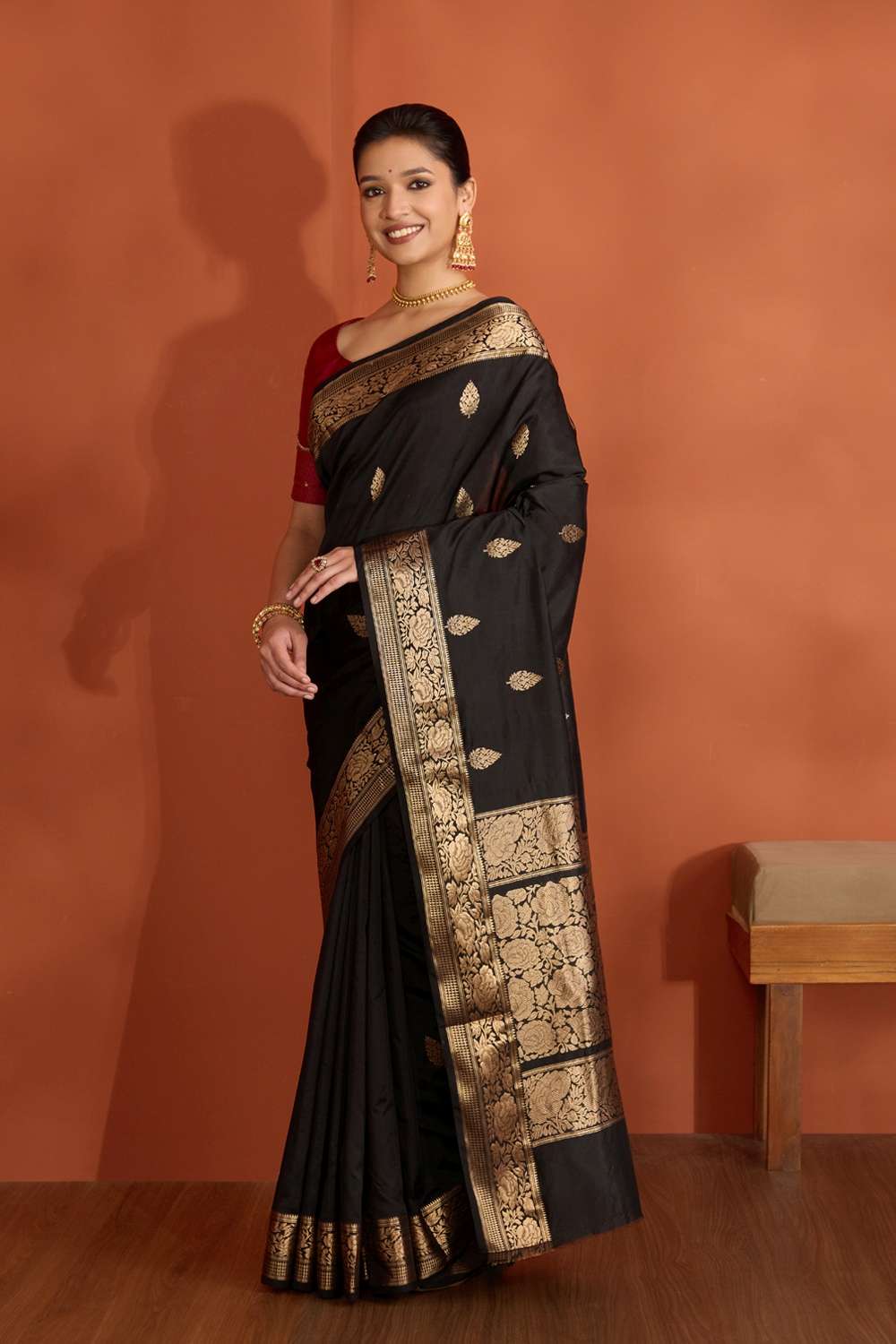 Black Silk Viscose Kadwa Banaras Inspired Design Saree image number null