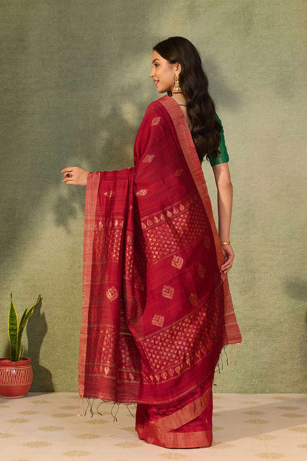 Dark Red Bengal Pure Silk Jamdani Saree image number null