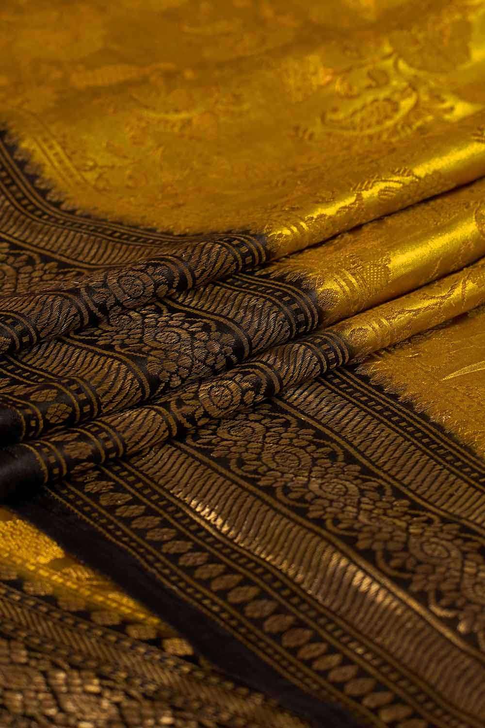 Yellow Pure Silk Tanchoi Banarasi Saree image number null