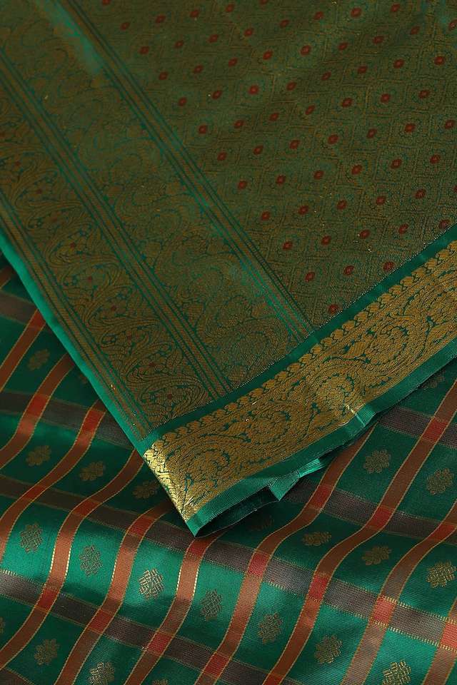 Green Pure Silk Kanjivaram Saree thumbnail image number null