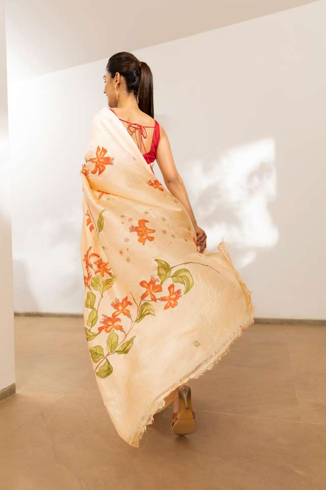 Light Yellow Pure Silk Hand Painteded Saree thumbnail image number null
