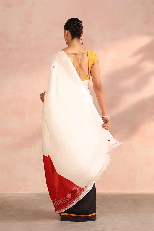 White Murshidabad Pure Silk Hand Painted Saree thumbnail image number null