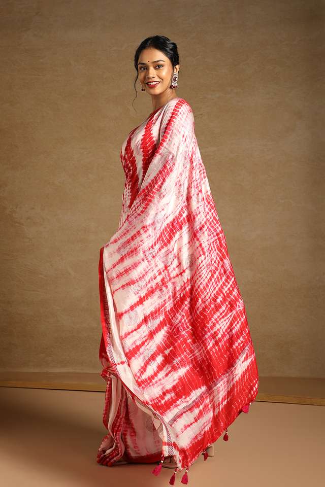 Off White Bengali Pure Silk Kantha Embroidery Saree thumbnail image number null
