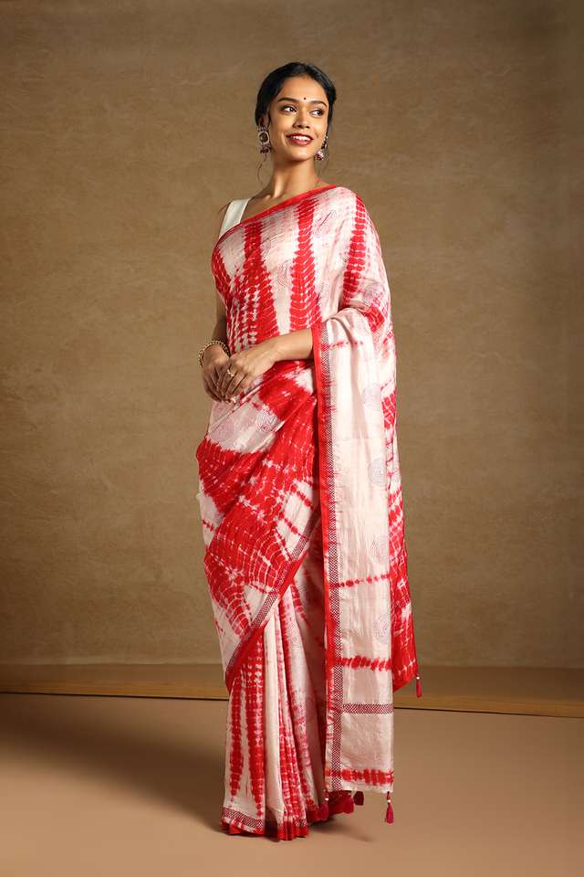 Off White Bengali Pure Silk Kantha Embroidery Saree thumbnail image number null