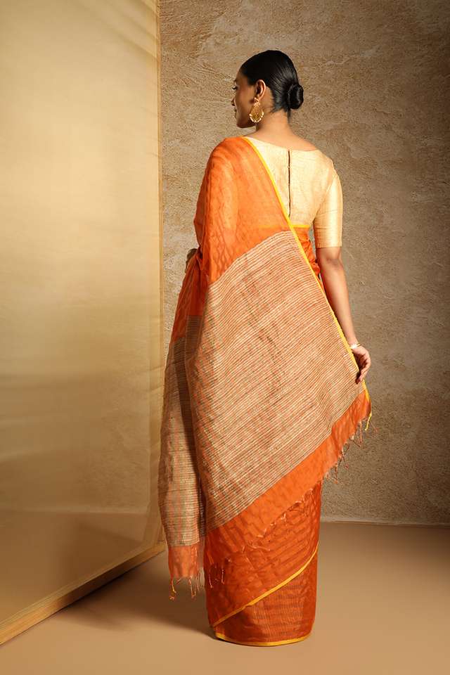 Orange Pure Silk Cotton Woven Maheshwari Saree thumbnail image number null