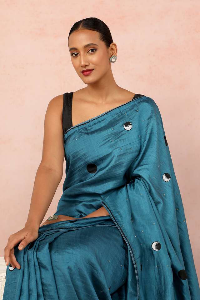 Blue Contemporary Pure Silk Block Print Saree thumbnail image number null