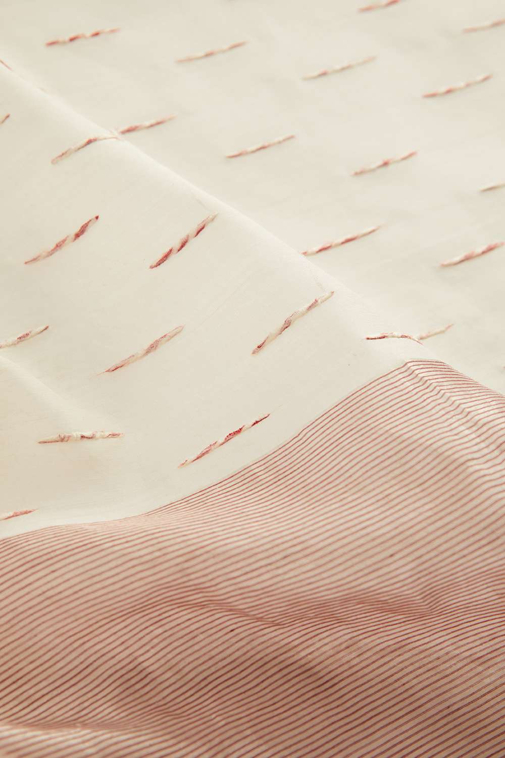 White Woven Pure Silk Cotton Eknaliya Chanderi Saree image number null