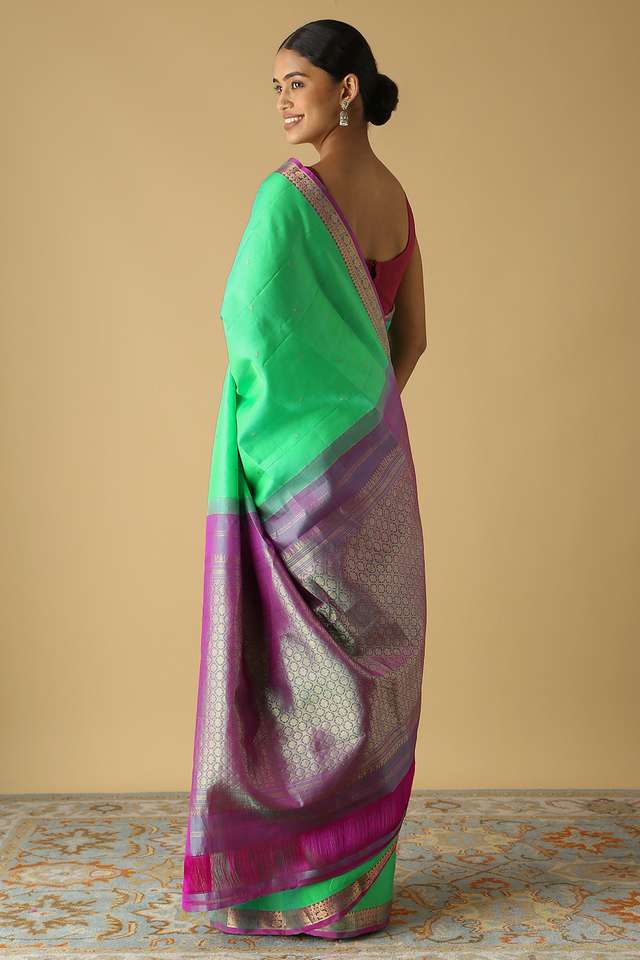 Green Pure Silk Kanjivaram Saree thumbnail image number null