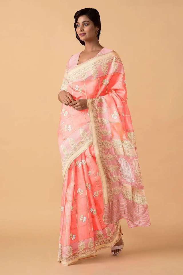 Light Pink Pure Banarasi Silk Sarees thumbnail image number null