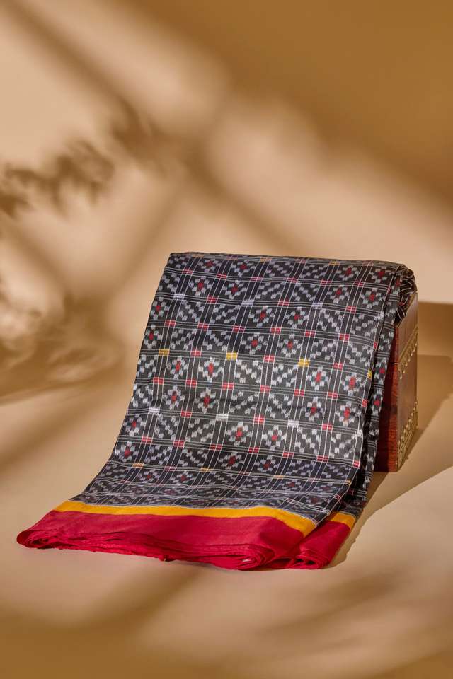 Black Pochampalli Pure Silk Ikat Saree image number