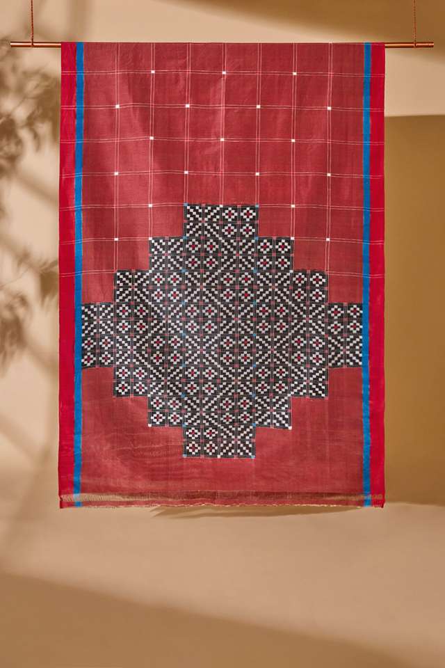 Dark Red Pochampalli Pure Silk Linen Ikat Saree thumbnail image number null