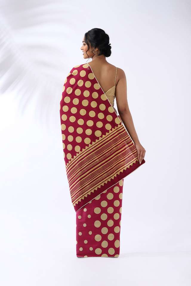 Maroon Pure Cotton Hand Printed Saree thumbnail image number null