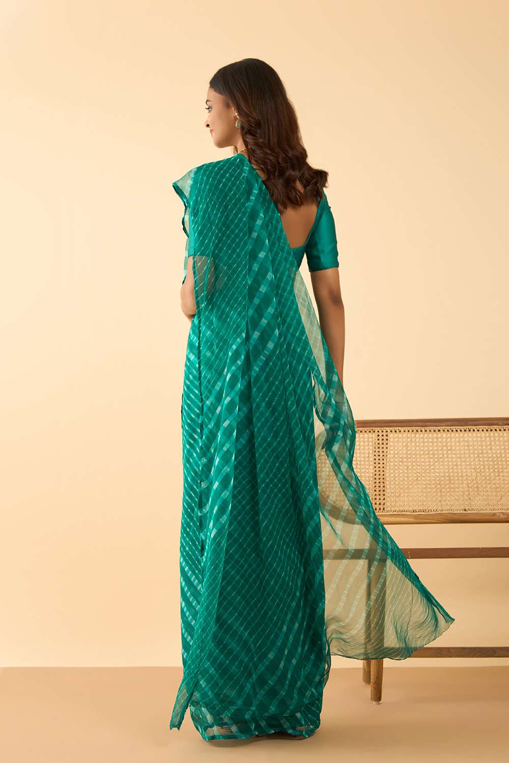 Green Pure Silk Georgette Tie And Dye-Lehariya Saree image number null