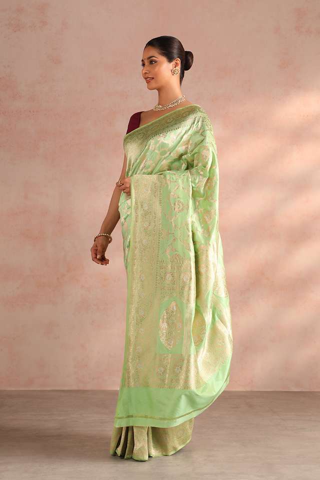 Green Pure Silk Woven Banarasi Saree thumbnail image number null