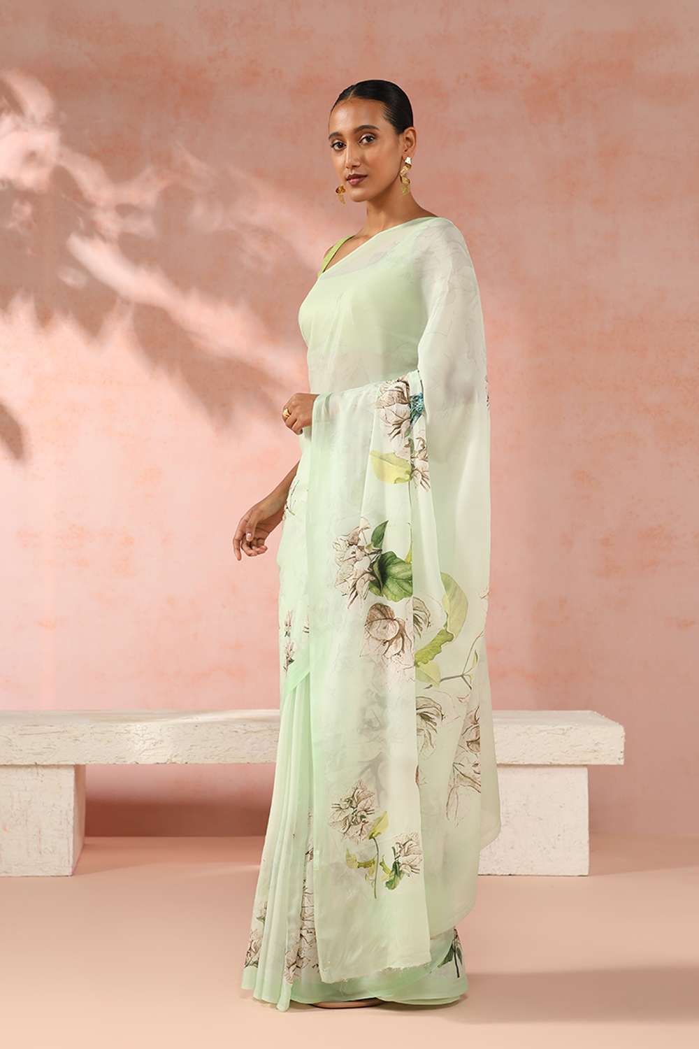 Pistachio Contemporary Viscose Crepe Digital Printed Saree image number null