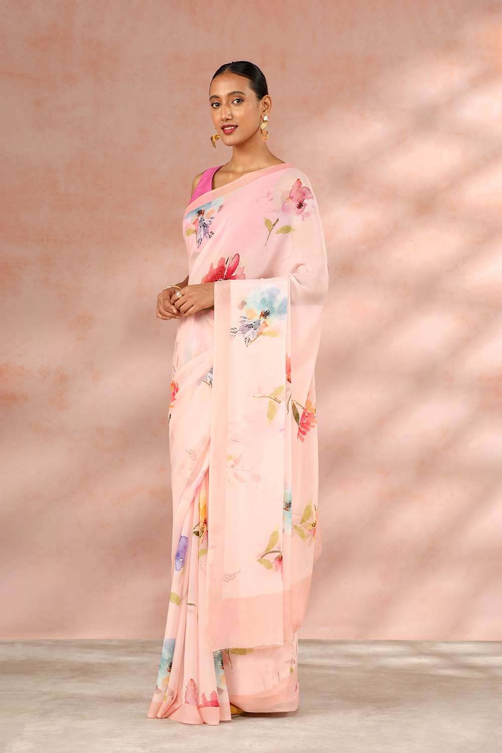 Light Pink Contemporary Viscose Crepe Digital Printed Saree image number null