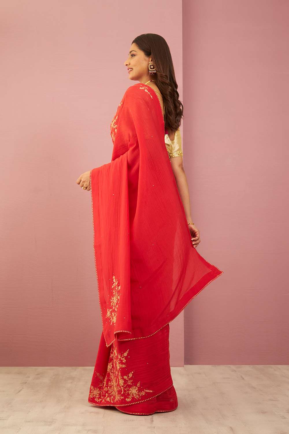 Red Contemporary Pure Silk Cotton Embroidered Saree image number null