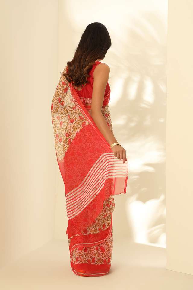 Off White Viscose Chiffon Printed Saree thumbnail image number null