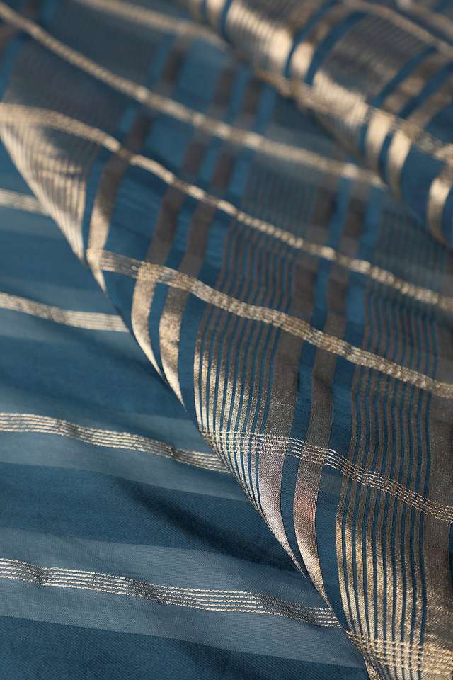 Blue Contemporary Viscose Woven Saree thumbnail image number null