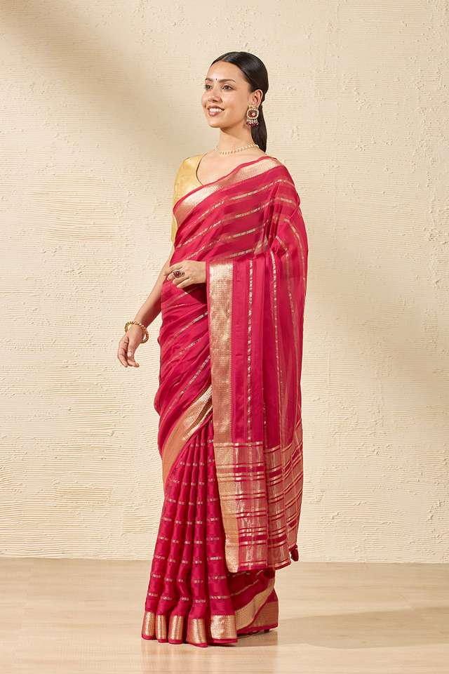 Red Contemporary Viscose Woven Saree thumbnail image number null