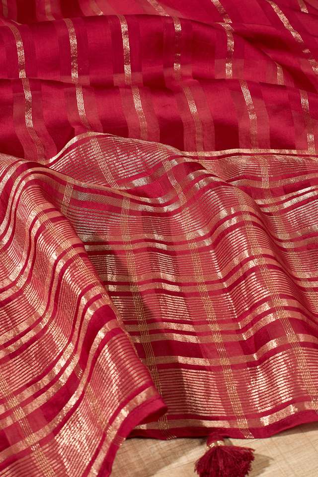 Red Contemporary Viscose Woven Saree thumbnail image number null