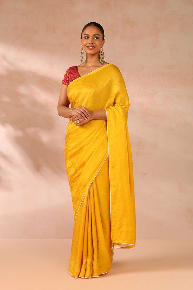 Yellow Woven Viscose Luxe Saree image number
