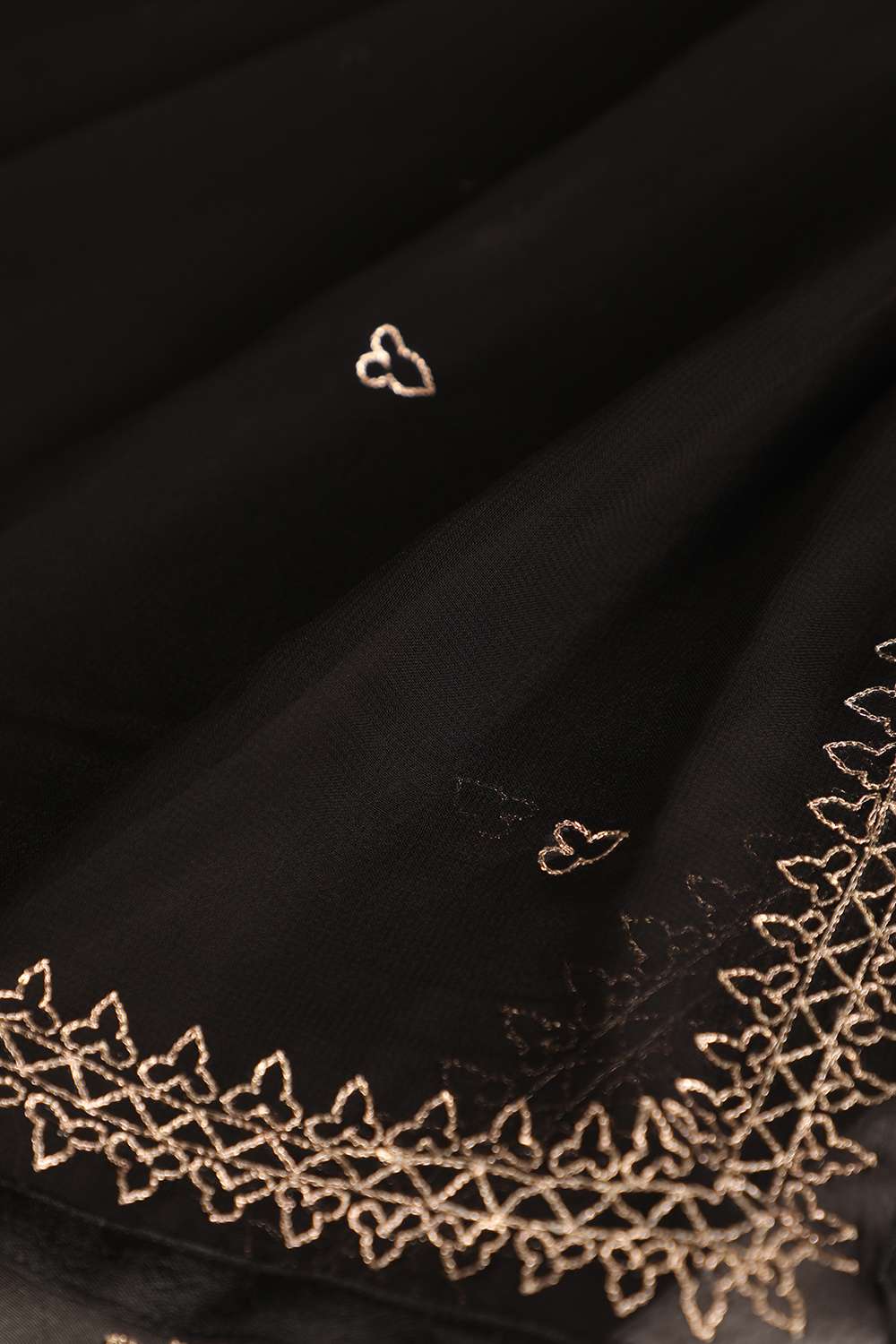 Black Bengal Viscose Georgette Aari Embroidery Saree image number null