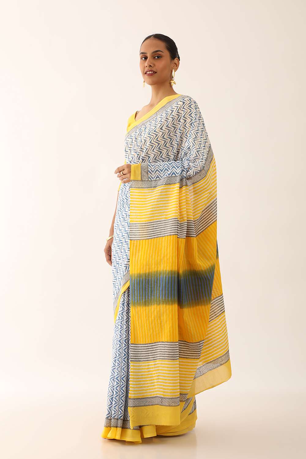 Blue Craft Pure Cotton Block Printed Saree image number null