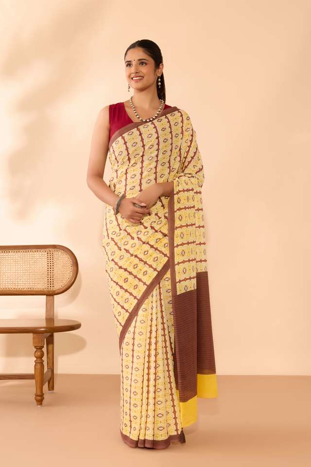 Yellow Screen Printed Bengal Mulmul Saree thumbnail image number null