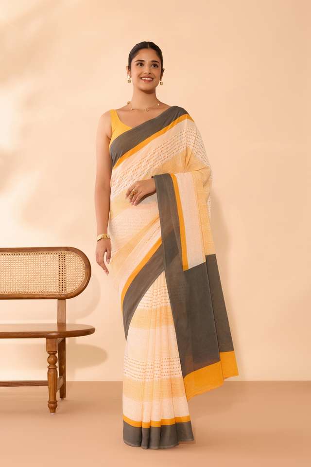Off White Screen Printed Bengal Mulmul Saree thumbnail image number null