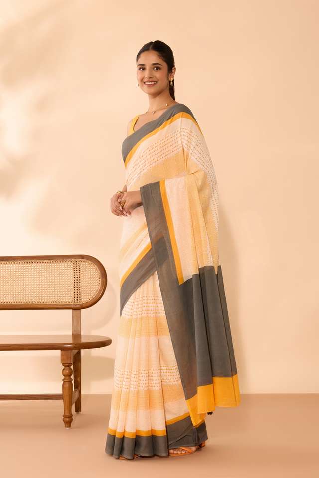 Off White Screen Printed Bengal Mulmul Saree thumbnail image number null