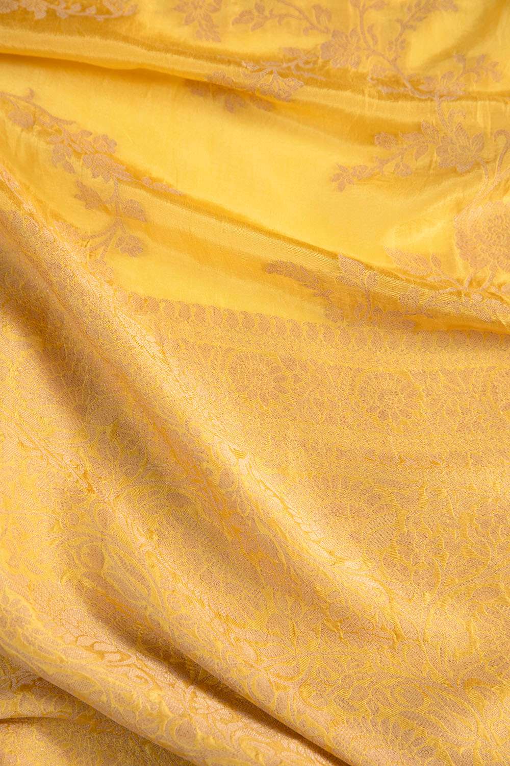 Yellow Woven Luxe Saree image number null