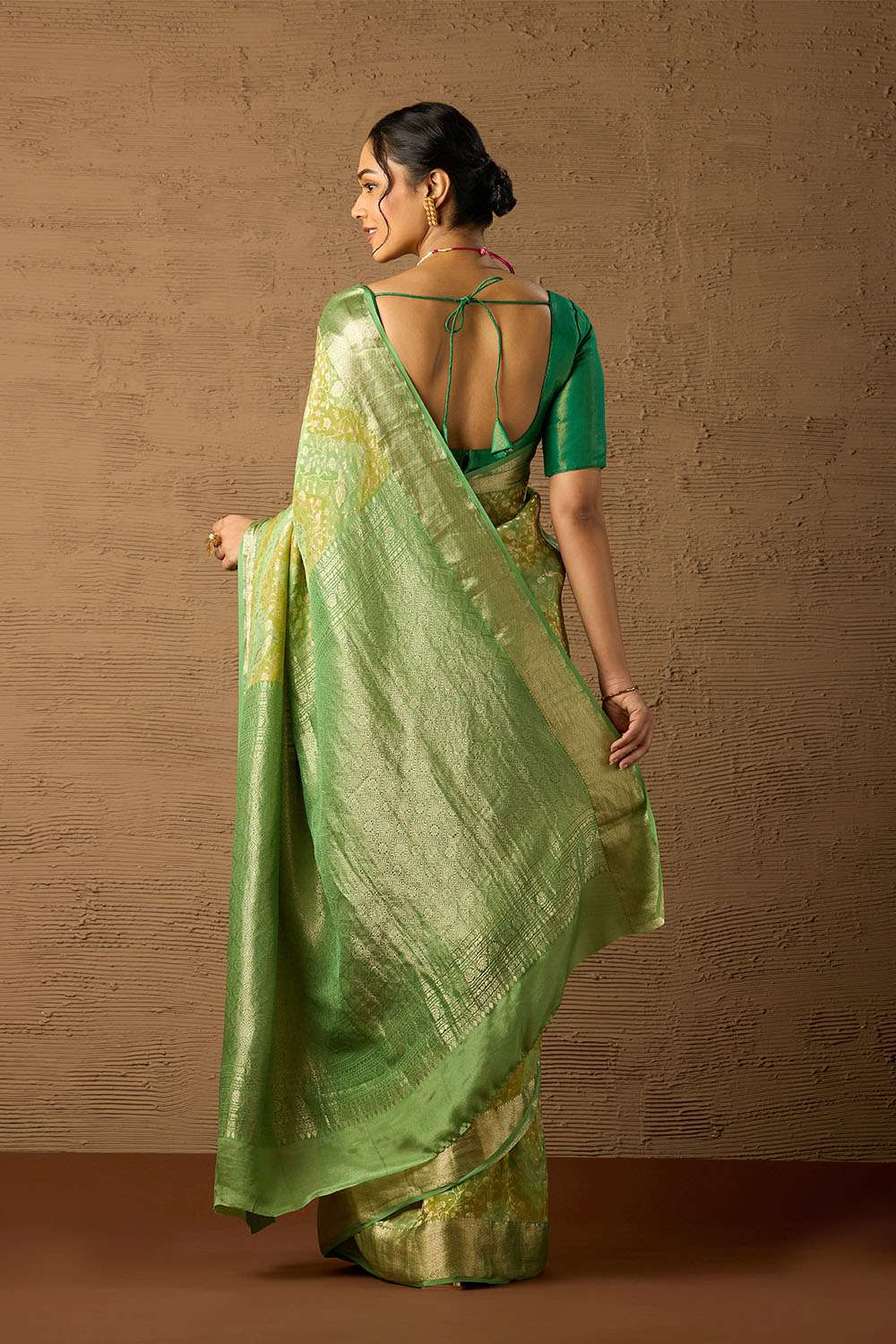 Green Woven Pure Silk Crepe Saree image number null