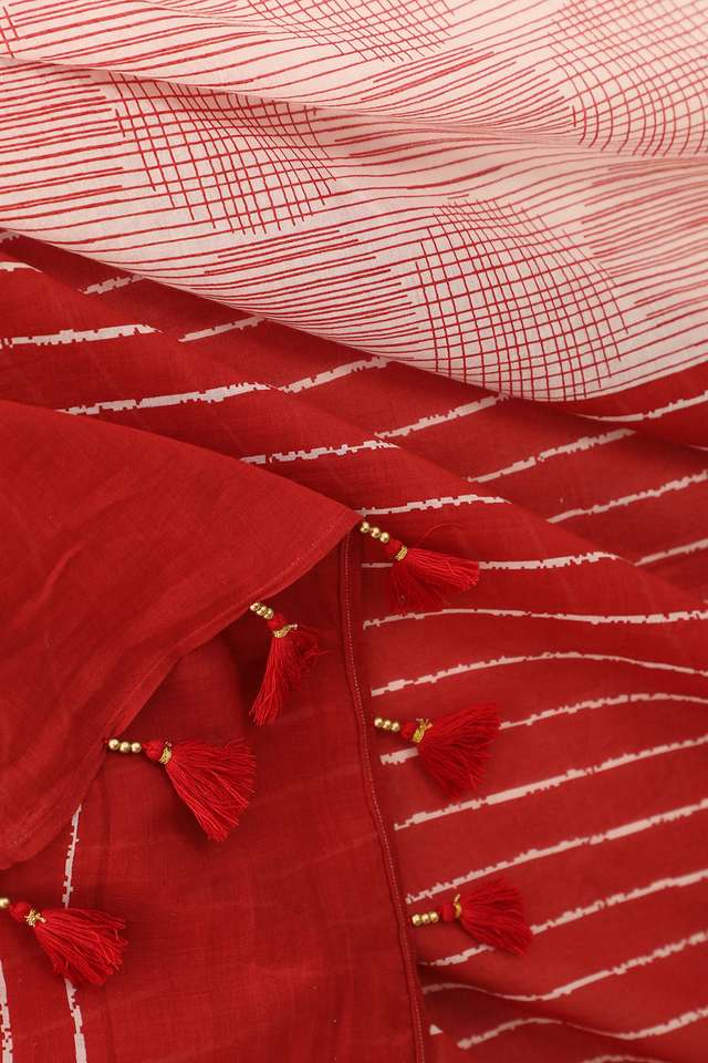 Off White Screen Printed Pure Cotton Saree thumbnail image number null