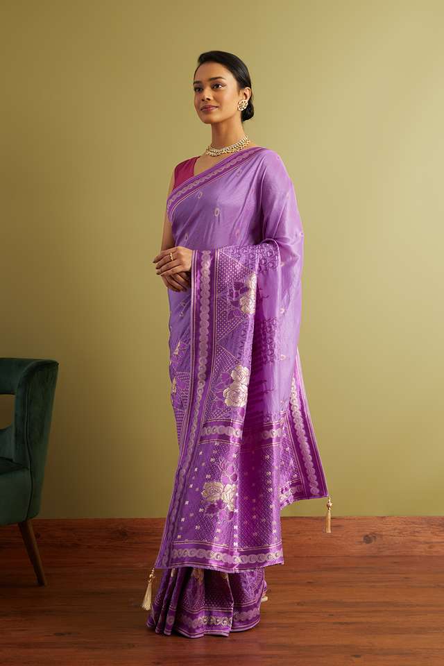 Purple Woven Viscose Luxe Saree thumbnail image number null