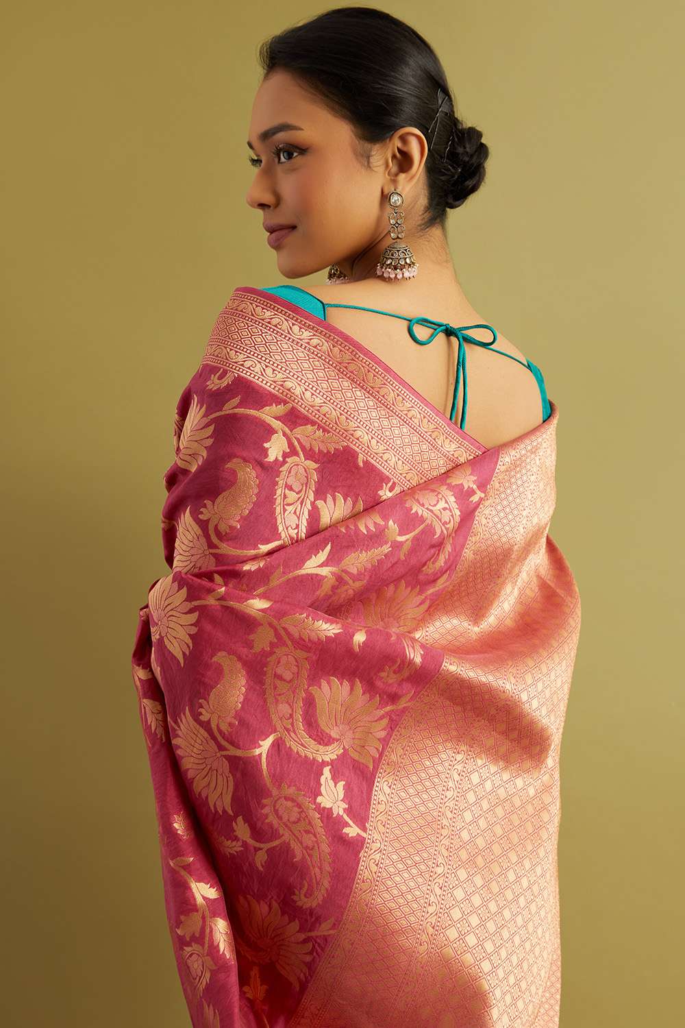 Maroon Woven Viscose Luxe Saree image number null