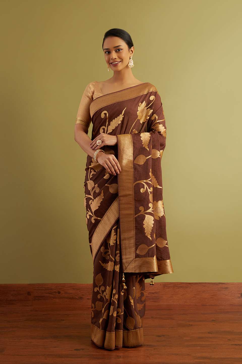 Brown Woven Viscose Luxe Saree
