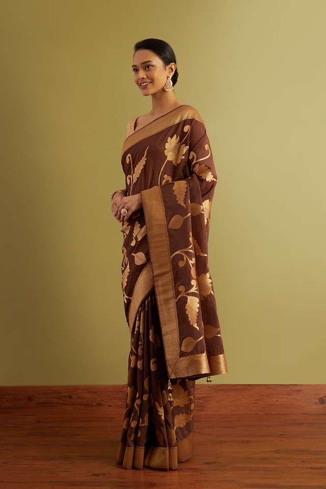 Brown Woven Viscose Luxe Saree thumbnail image number null