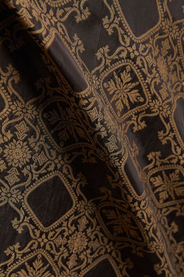 Black Woven Viscose Luxe Saree thumbnail image number null