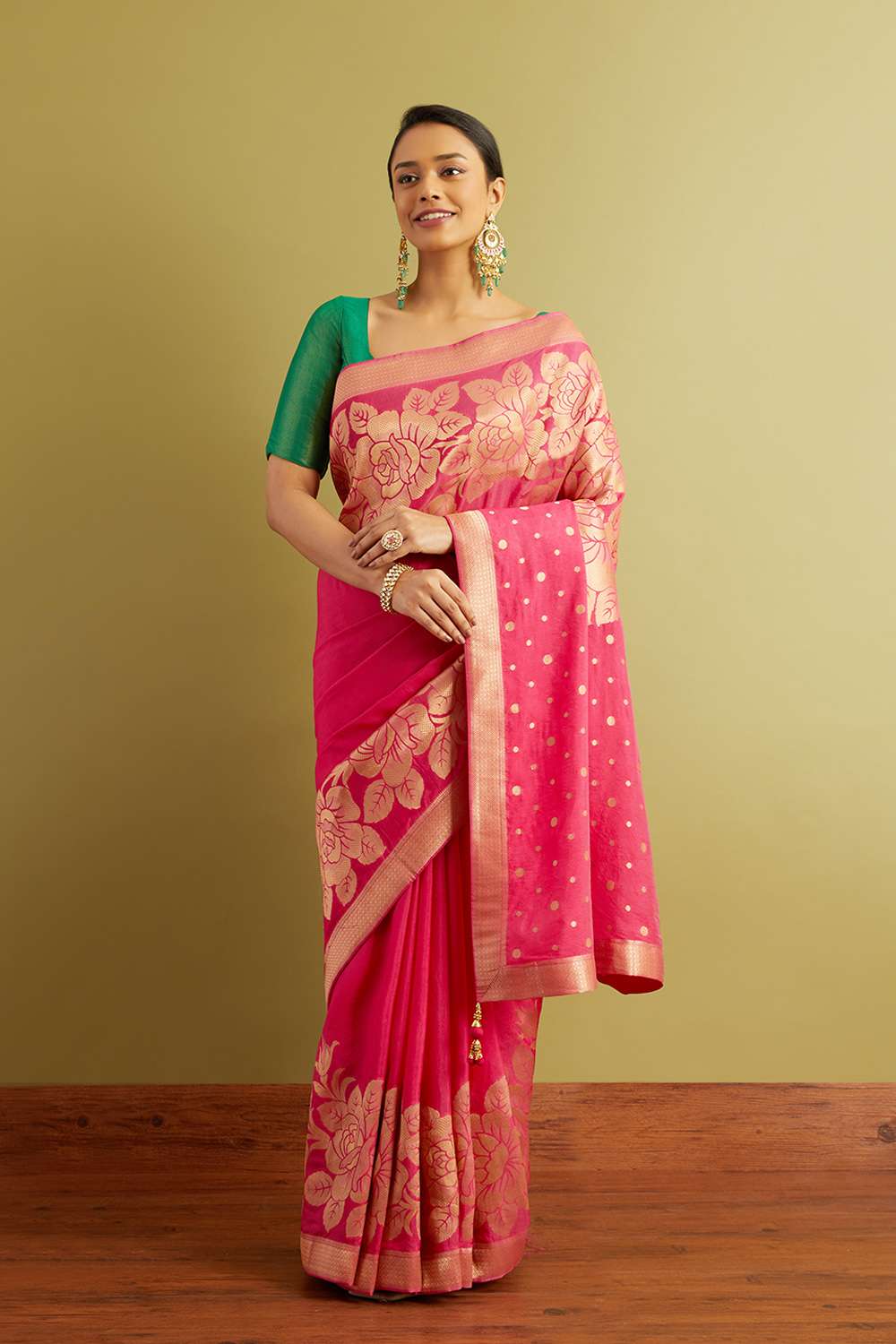 Pink Woven Viscose Luxe Saree image number null