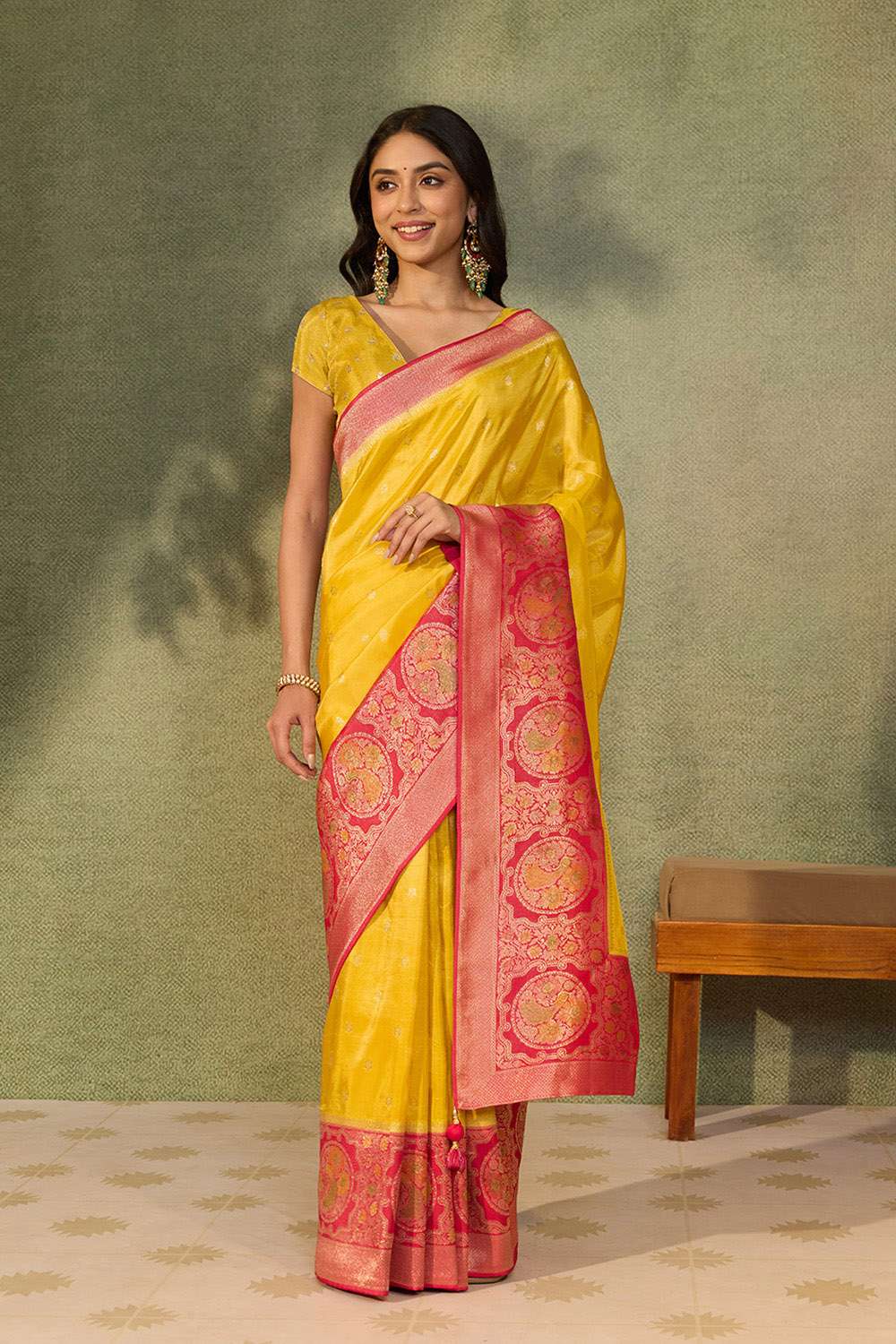 Yellow Luxe Viscose Woven Saree image number null