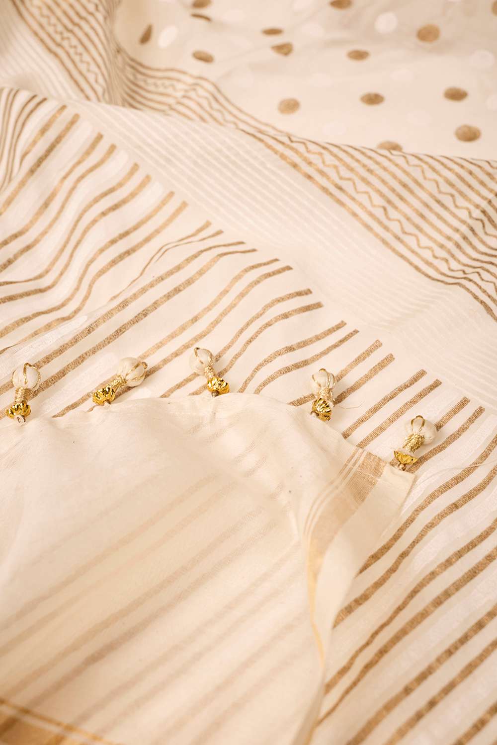 Off White Rajasthan Block Printed Pure Silk Cotton Saree image number null