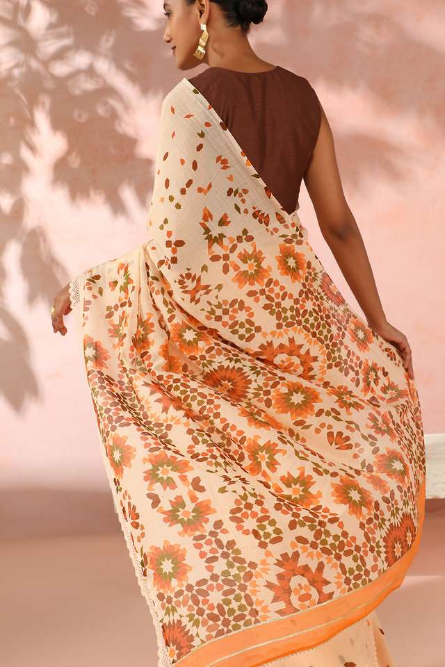 Cream Contemporary Pure Silk Cotton Digital Printed Saree thumbnail image number null