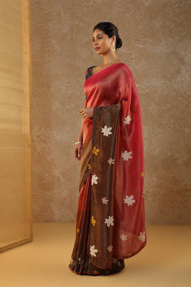 Pink Viscose Tissue Hand Painted Saree image number
