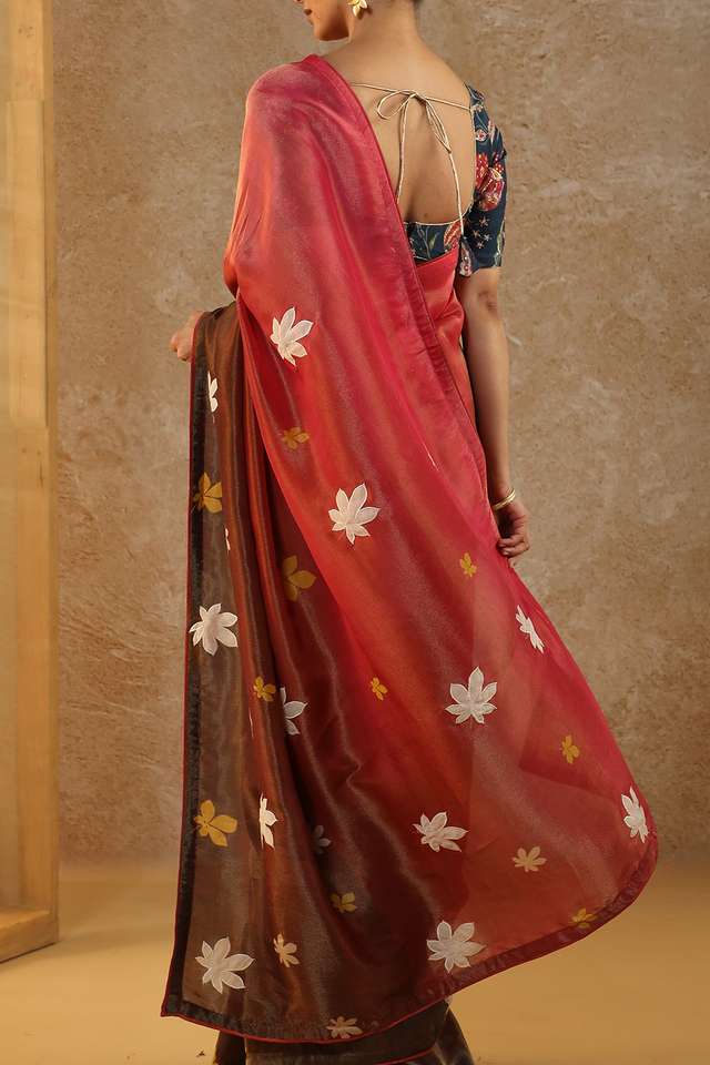 Pink Viscose Tissue Hand Painted Saree thumbnail image number null