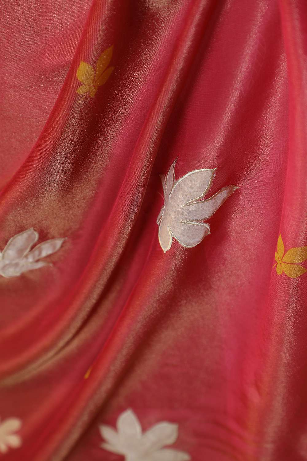 Pink Viscose Tissue Hand Painted Saree image number null